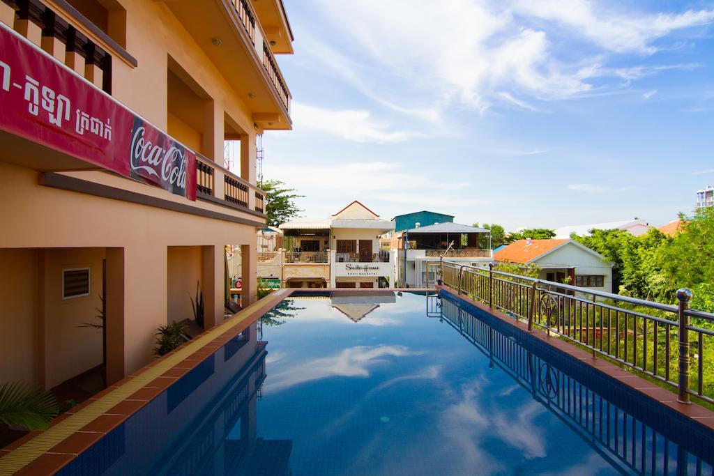 G Eleven Hotel بنوم بنه المظهر الخارجي الصورة