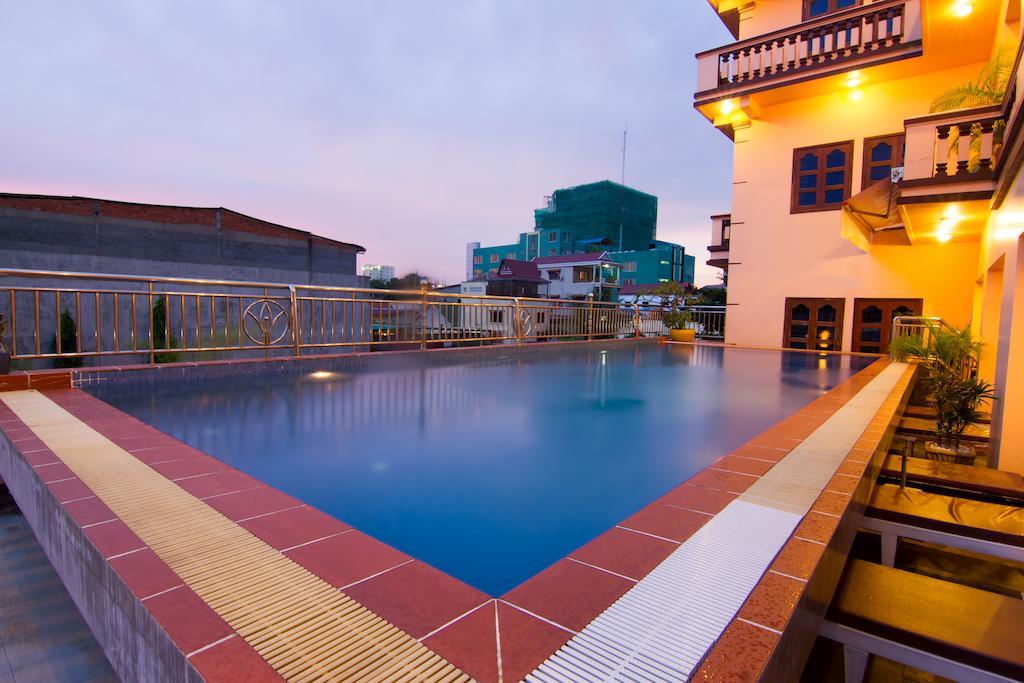 G Eleven Hotel بنوم بنه المظهر الخارجي الصورة